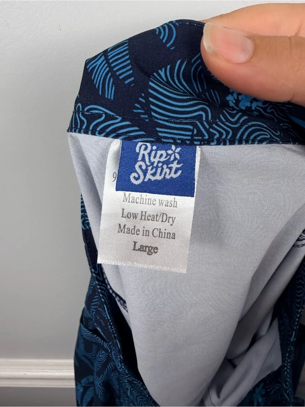 RipSkirt length 2 in Maui moonlight blue size large